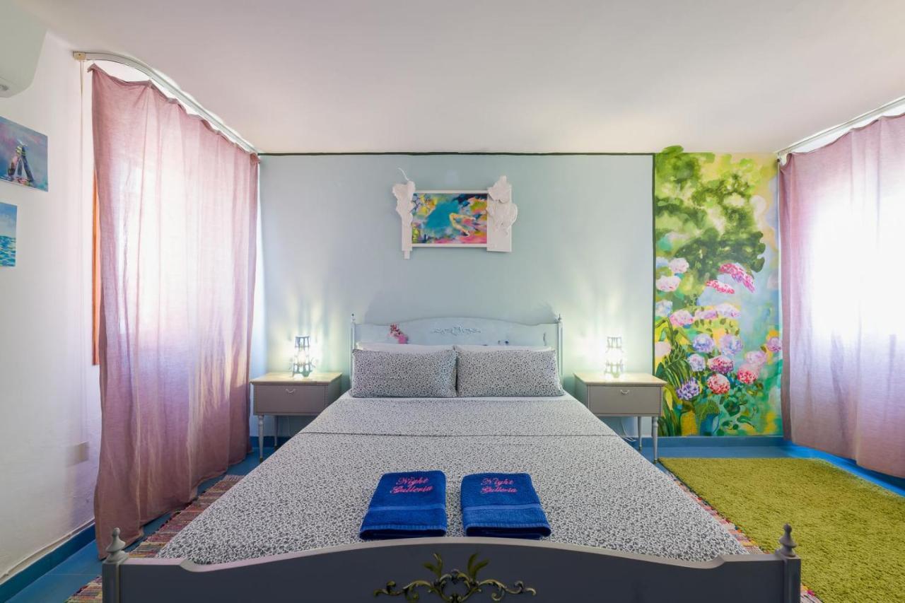 Night Galleria Holiday Home - Bed & Art In Burano - The Pink House מראה חיצוני תמונה